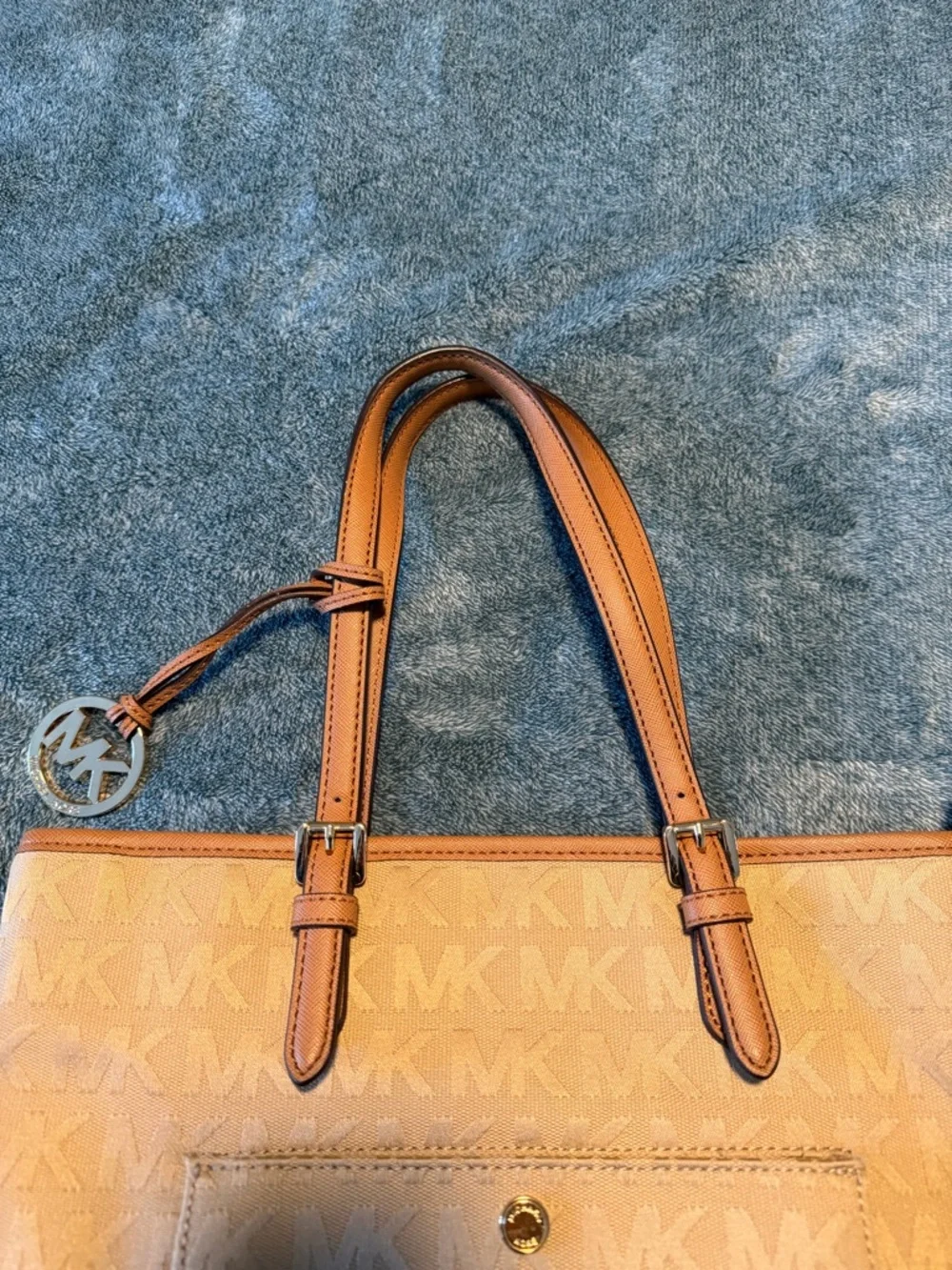 MICHAEL Michael Kors tote pictures